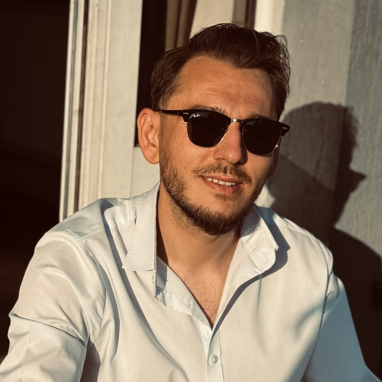 Trei Frati Frizeri Onofrei Alex